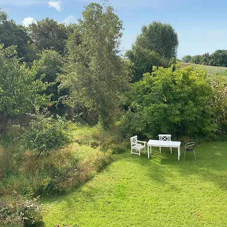 2 Bedroom Stunning In Holiday home Tranekaer